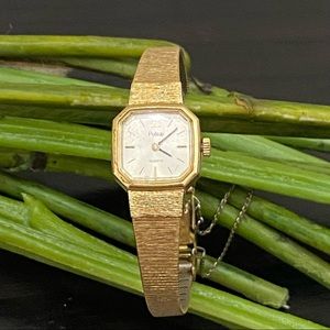 Vintage PULSAR V230-5330 Metal Bezel Stainless Steel Japan Movement Gold Watch